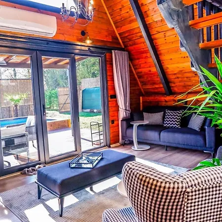 Ugurlubungalov Villa *