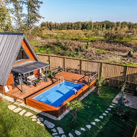 Vila Ugurlubungalov *