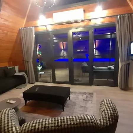 Вилла Ugurlubungalov *